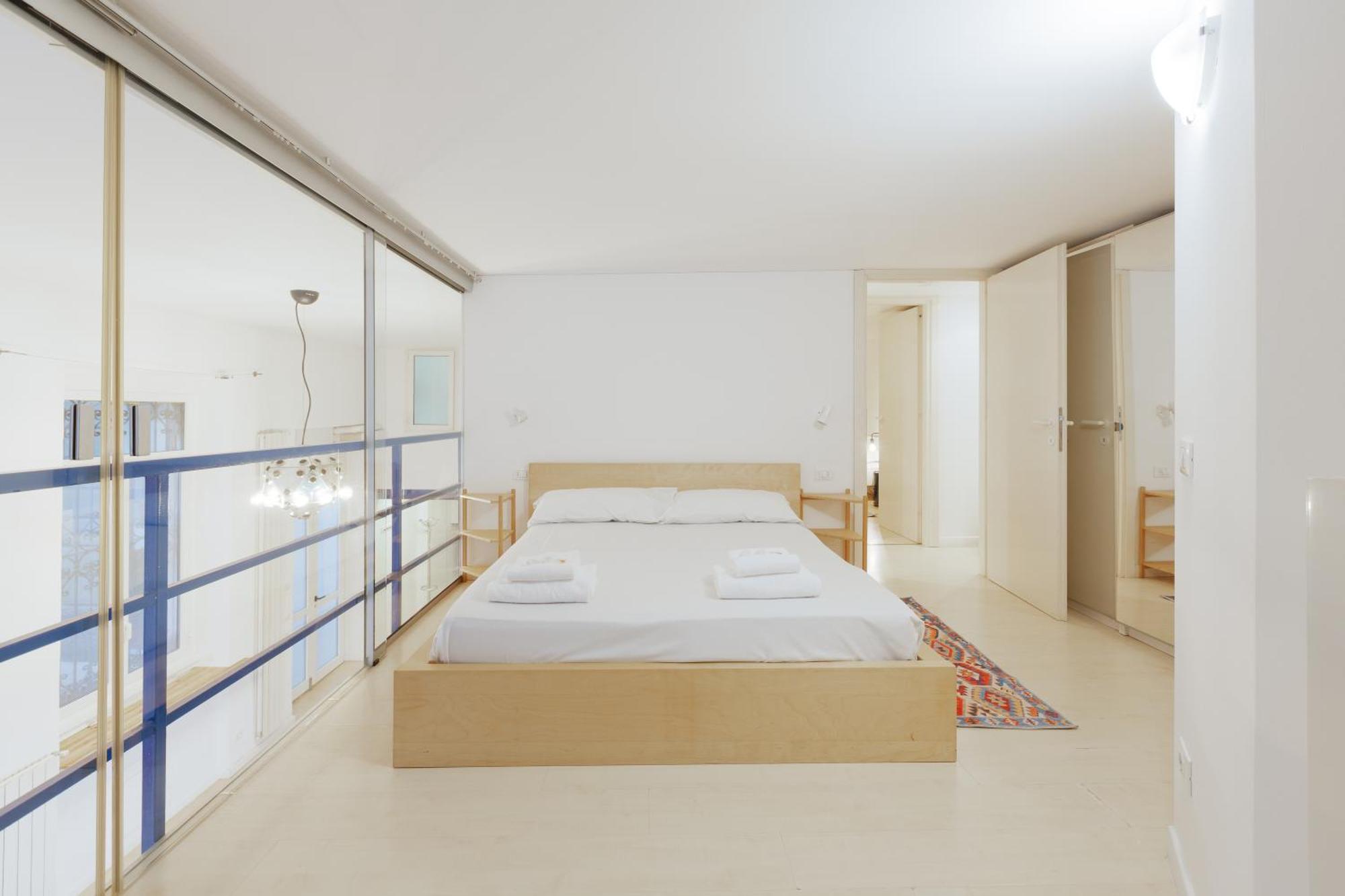 Apartament Sant'Agostino - Charming Retreat 210M From M2 Mediolan Zewnętrze zdjęcie