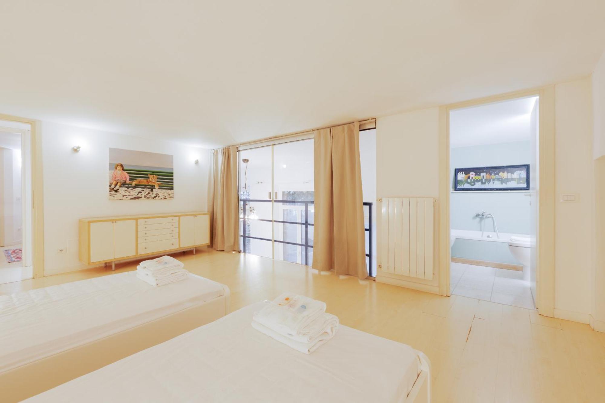 Apartament Sant'Agostino - Charming Retreat 210M From M2 Mediolan Zewnętrze zdjęcie